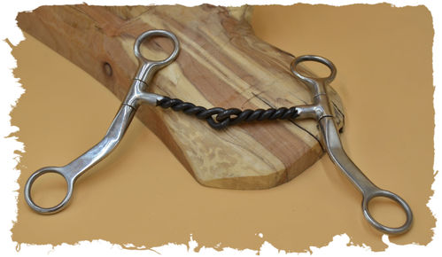 Snaffle Bit with Shanks TWISTED WIRE 12,5cm